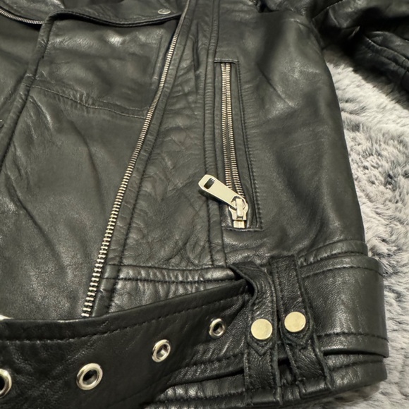 Leather Black Bike Jacket - Picture 5 of 8